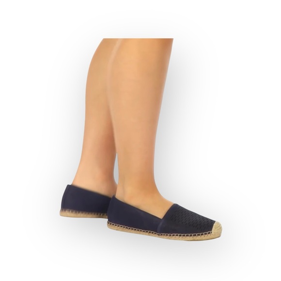 Vince Camuto ⌘ Disti Perforated Leather Flat Jute Trim Espadrilles ⌘ Navy 36 6M - Picture 1 of 16